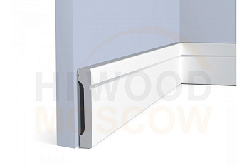 Плинтус HIWOOD B70V1L 70х12х2000